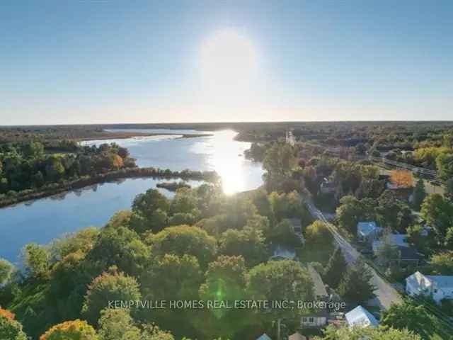 New Build Modern Luxury Home in Merrickville