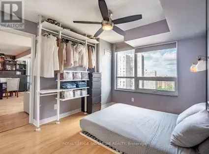 1 Bedroom Condo 159m² in Mississauga Near Square One