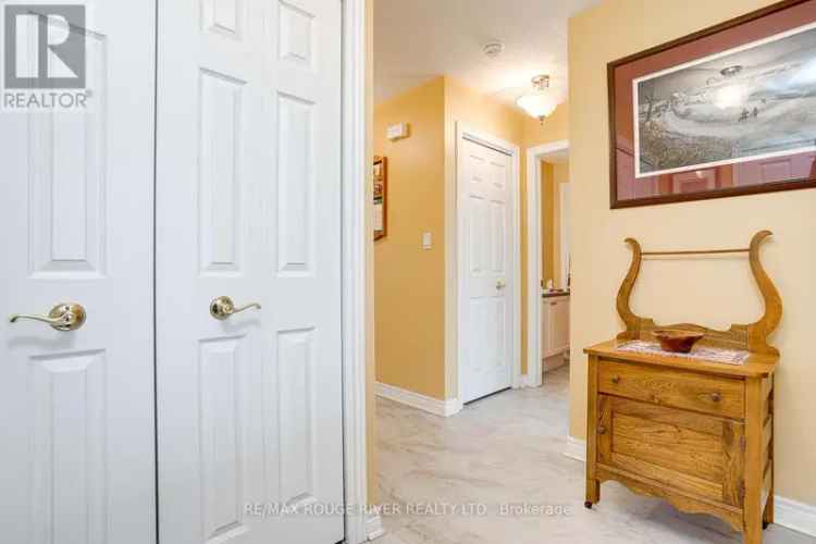 Bright 2-Bedroom Bungalow in Brighton-By-The-Bay