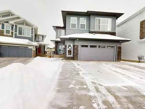 House For Sale In Hays Ridge, Edmonton, Alberta