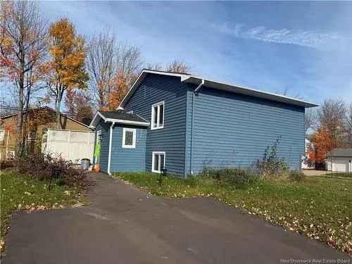 House For Sale In Moncton, New Brunswick