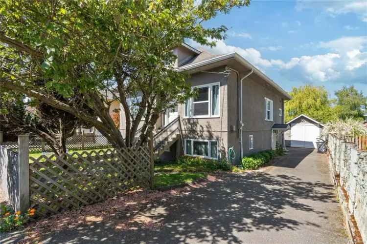 4-Unit Character Property Near Downtown