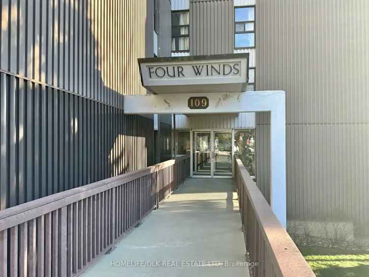 Condo For Sale in Hamilton, Ontario