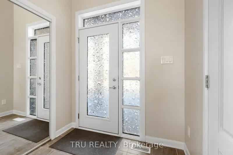 Freehold Townhouse in Morgan's Grant Family-Oriented Neighborhood