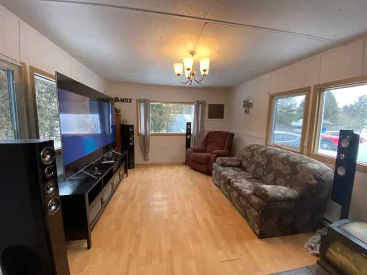 Mobile home for sale, 1129, Boul. Monseigneur-De Laval, Baie-Saint-Paul - Proprio Direct