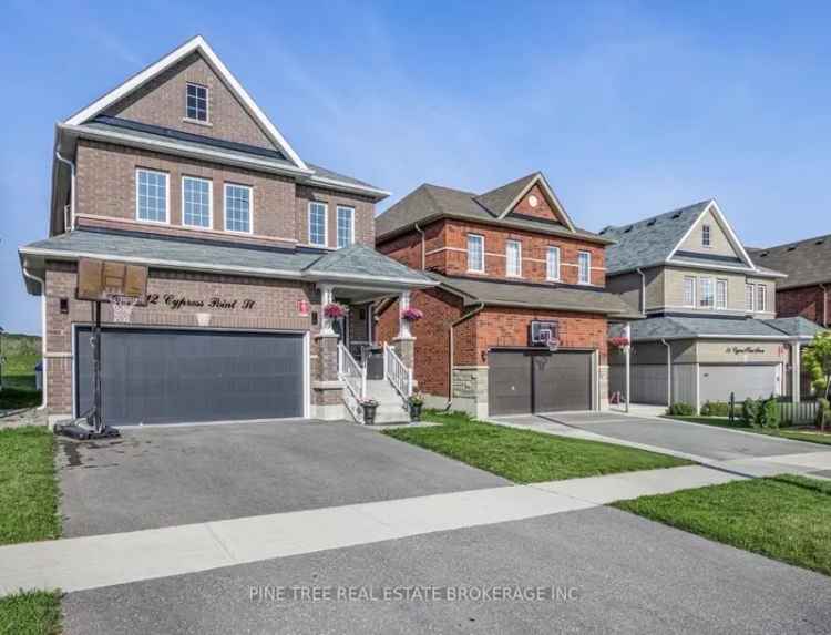 House For Sale in Barrie, Ontario