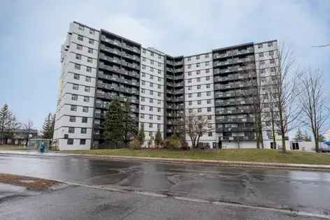 5 rooms apartment of 32 m² in Ottawa