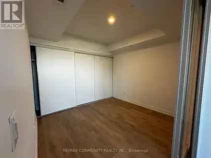 1 room apartment of 376 m² in Toronto