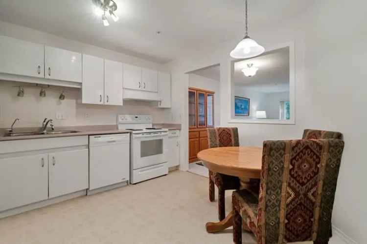 Condo For Sale in Abbotsford, British Columbia