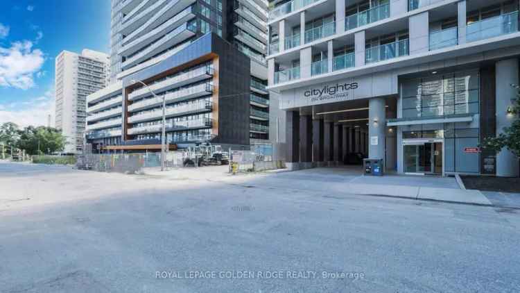 Luxury Rent 2 Bedroom Corner Unit in Yonge and Eglinton with Amenities