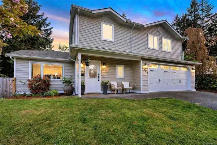 Updated Shawnigan Lake Family Home - Lake Access