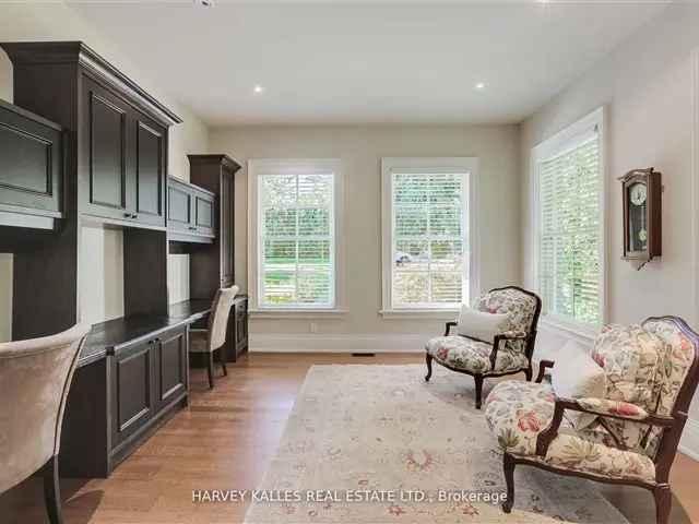 House For Sale in Mississauga, Ontario