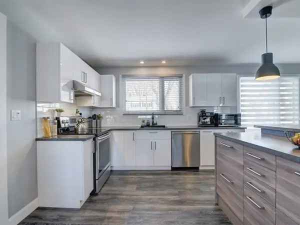 Bungalow for sale (Quebec North Shore) #RB821