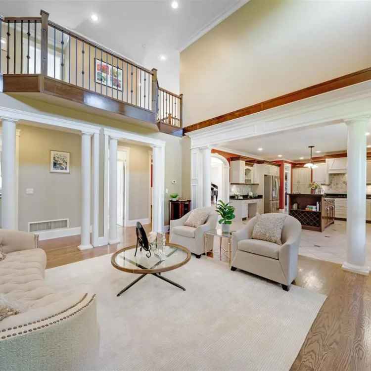 Executive Estate Home in Chantrell Park