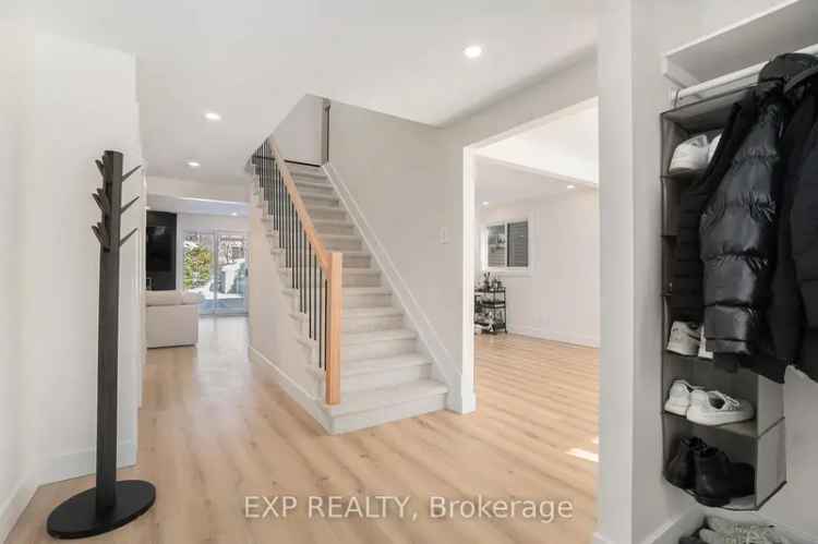 Luxury 4-Bed 4-Bath Home in Barrhaven Oversized Lot