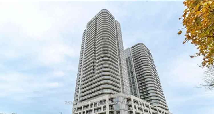 Modern Condo near Highway 401 with Amenities