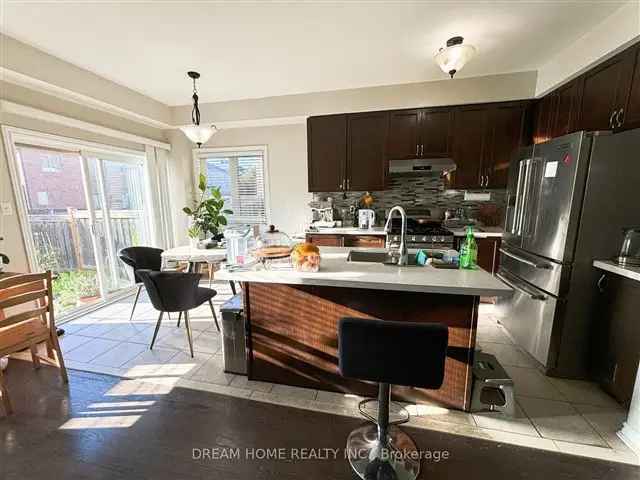 House For Rent in Markham, Ontario