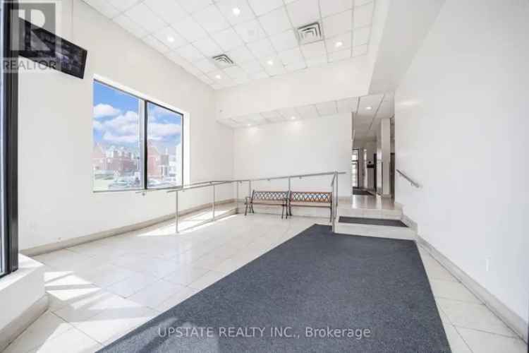 2+1 Bedroom Condo in Mississauga with Downtown Views