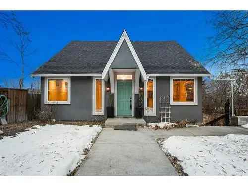 House For Sale In Scarboro, Calgary, Alberta