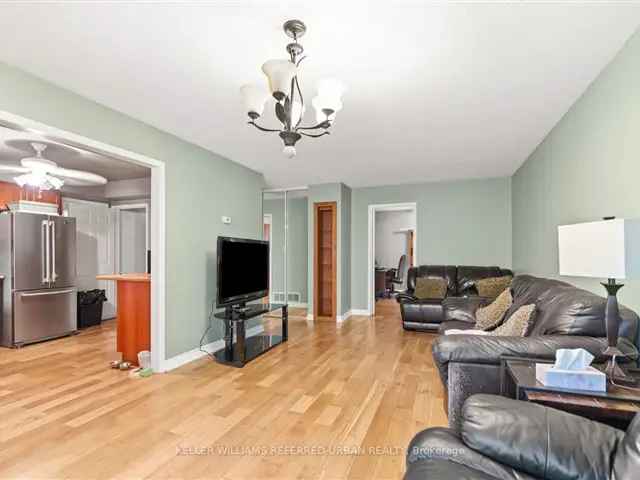 House For Sale in Georgina, Ontario