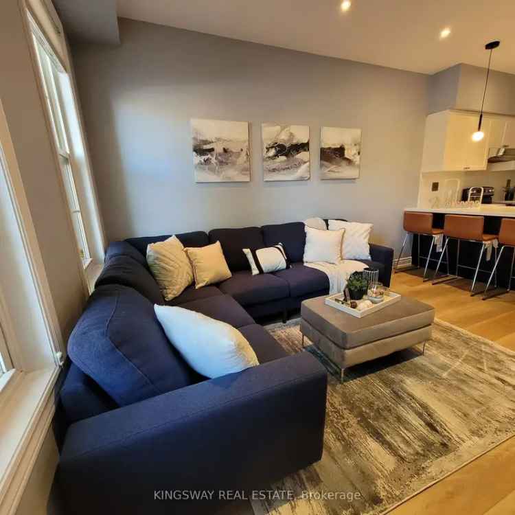 Townhouse For Sale in Toronto, Ontario