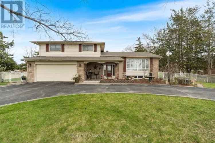 Spacious Home with Accessory Apartment Near Amenities