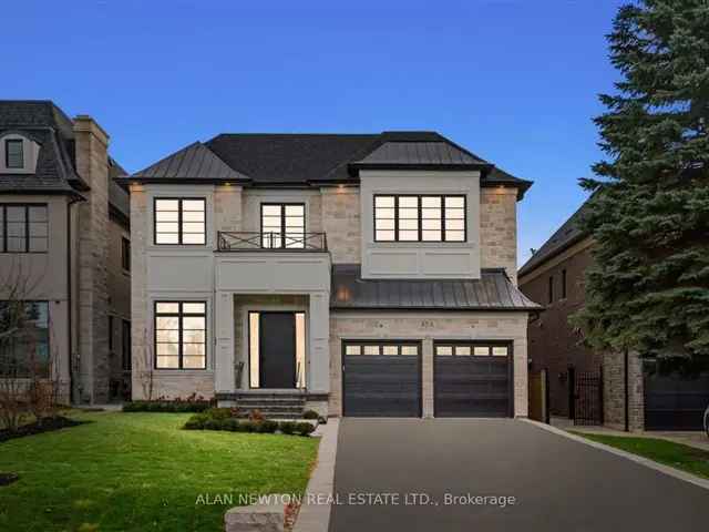 Luxury 5-Bedroom Home in Richmond Hill