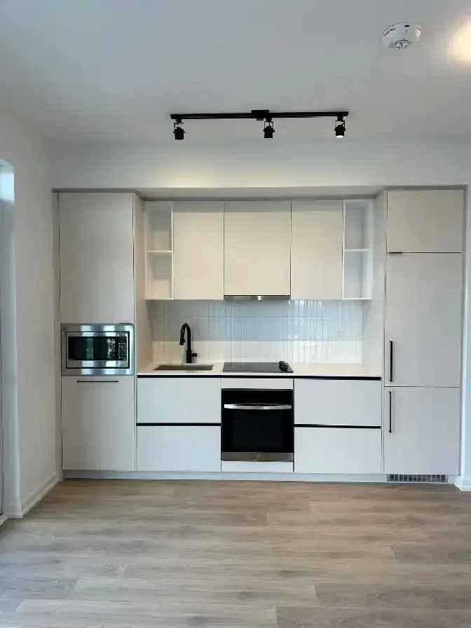 NEW 2 BED 1 BATH CONDO FOR LEASE! DUFFERIN & DUPONT! WITH PARKIN