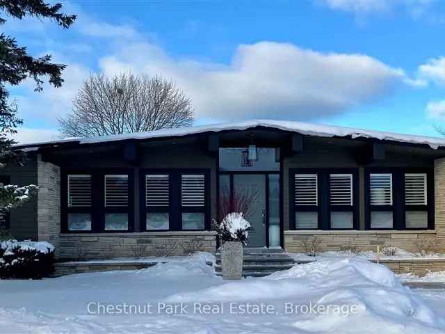 Luxury Renovated Ranch Bungalow Near Downtown Collingwood