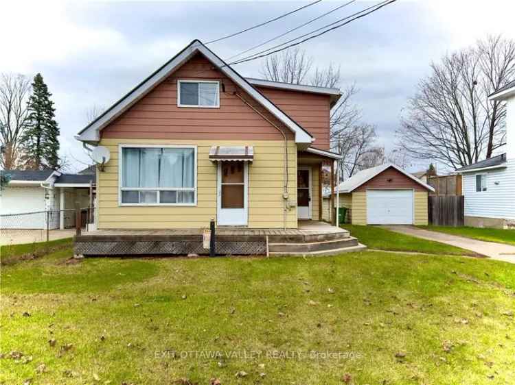 House For Sale in Pembroke, Ontario