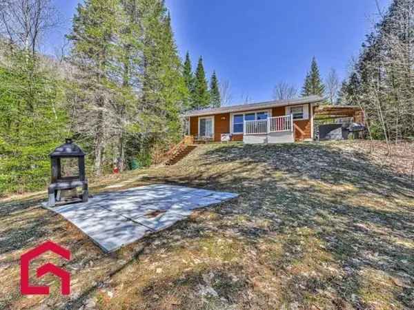 Renovated Bungalow with Mountain Views and Spa Area