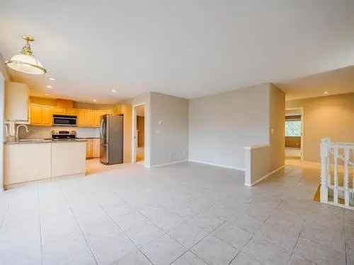 2 Bedroom Townhouse in Newton Surrey
