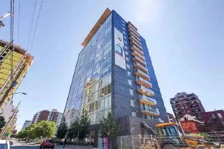 Prime Location Amazing 1 bedroom condo Downtown