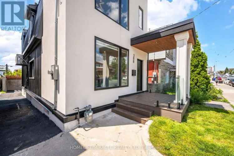 Luxury Custom Home in Oakwood Village 2500 sq ft