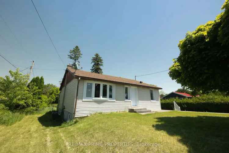 Stunning Renovated 3-Bedroom Home in Quinte West