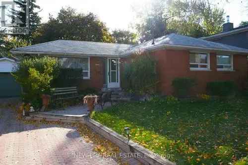 House For Sale In Bronte, Oakville, Ontario