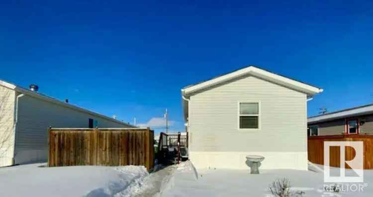 3 Bed 2 Bath Home with Garage and Shed - Move in Ready