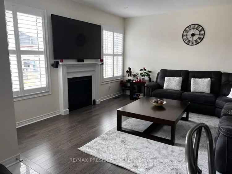 House For Sale in Woodstock, Ontario