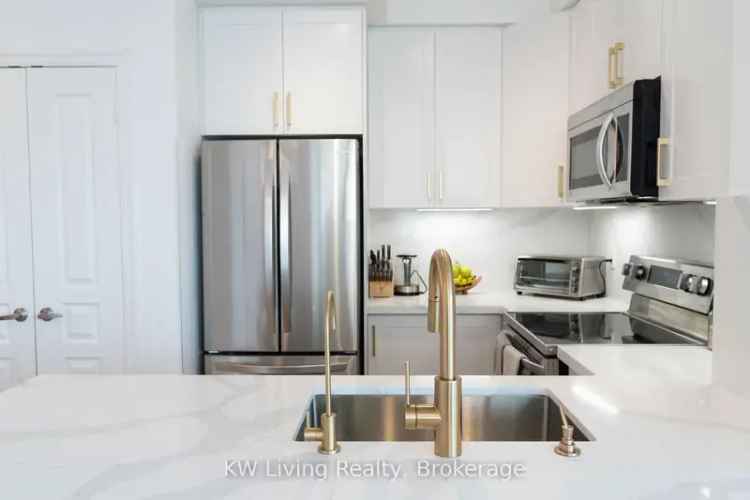 Modern 2-Bedroom Corner Unit in Mississauga City Center