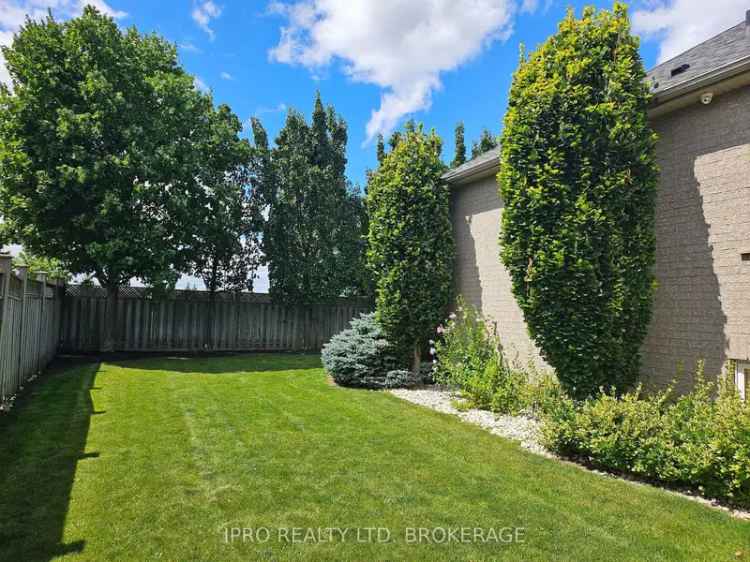 House For Sale in Vaughan, Ontario