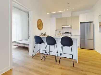 1 room apartment of 64 m² in Montreal