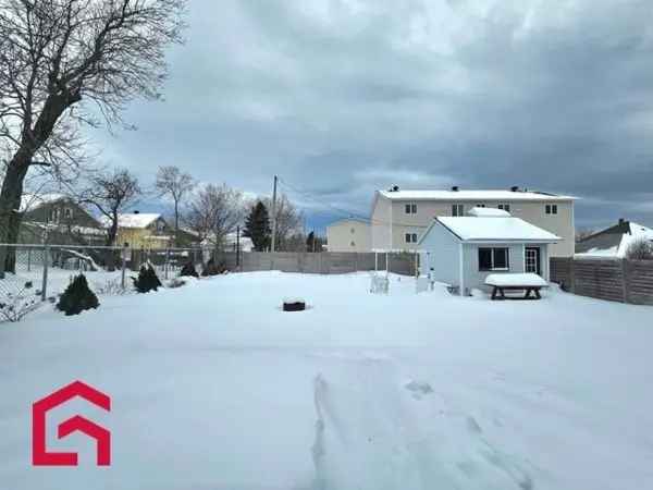Charming 3-Bedroom House for Sale Near School
