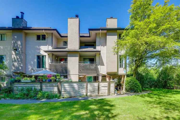 Guildford Townhouse 2 Bed 1 Bath Corner Unit for Sale