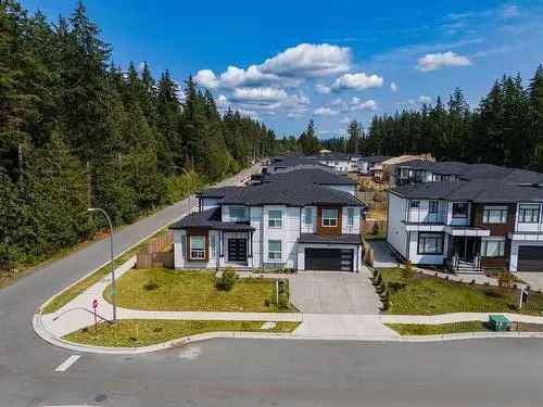 House For Sale In Brookswood / Fernridge, Langley, British Columbia