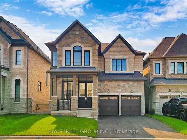 Luxury 5-Bedroom Home in Aurora Trails