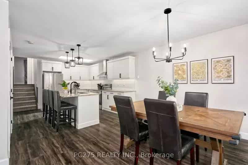 Updated 4-Level Backsplit 3 1 Bedrooms 2 Baths Strathroy