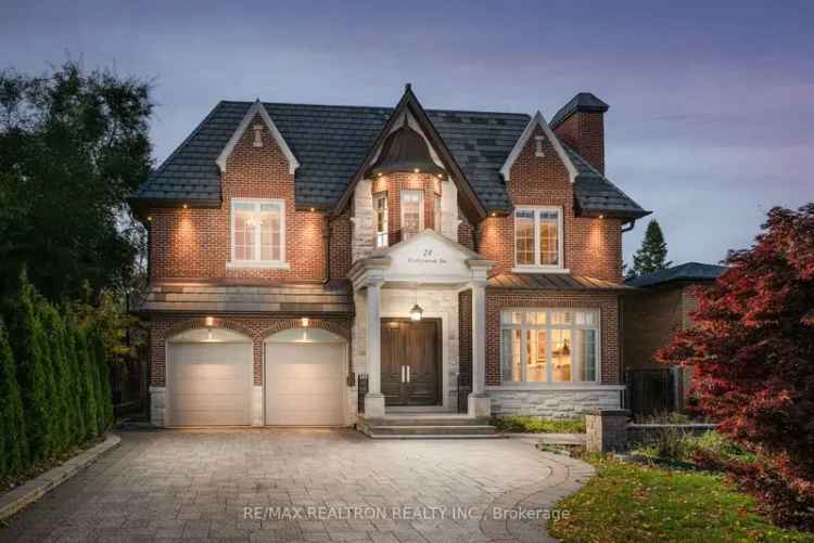 House For Sale in Toronto, Ontario