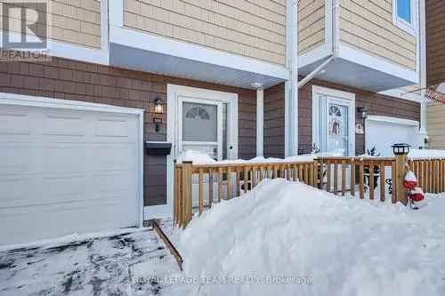 Townhouse for Sale in Beaverbrook Ottawa with Renovated Kitchen