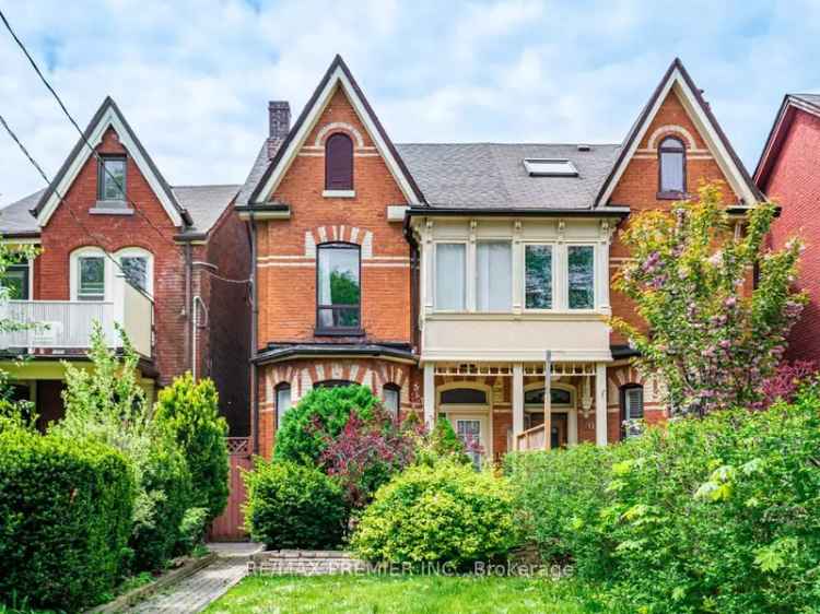 House For Sale in Toronto, Ontario