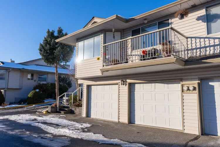 4 Bedroom Townhouse in Abbotsford West Family Friendly Complex